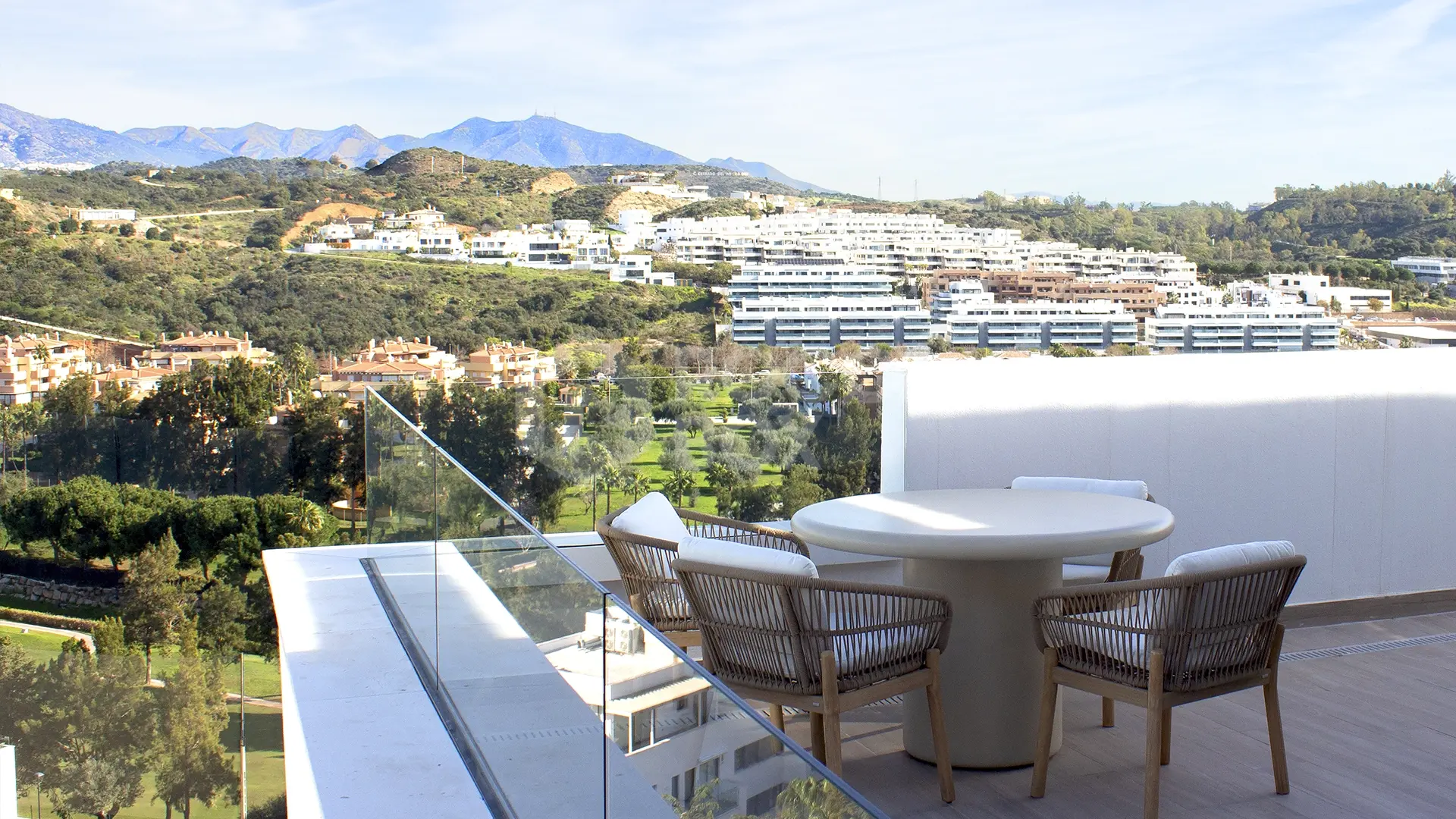 Unrivalled views in a vibrant setting