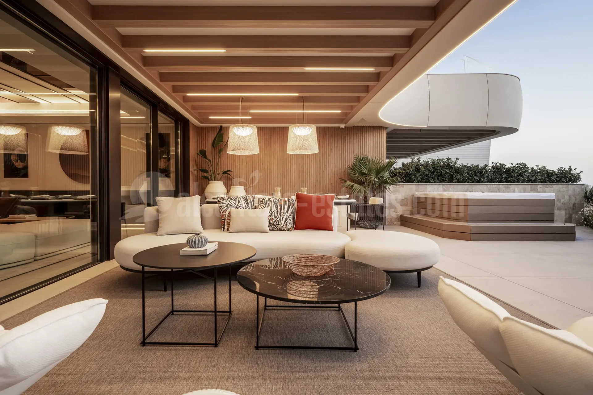 Villa in Las Chapas, Marbella