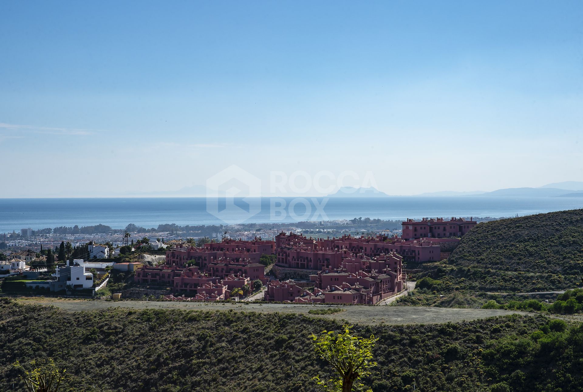 Development in La Alqueria, Benahavis