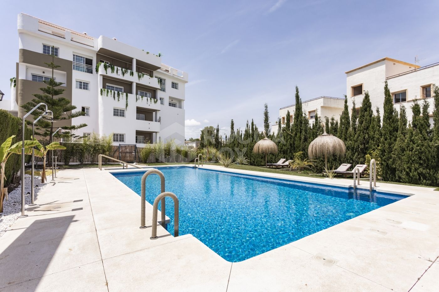 A private community comprising 41 apartments in the most desirable location in the Costa del Sol, ready to move in