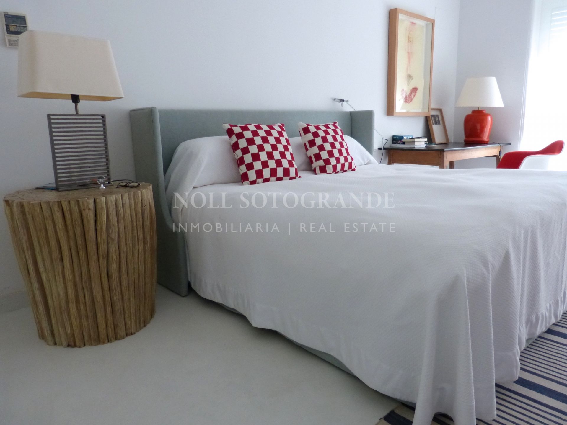 Large luxurious, modern apartment available in Sotogrande Pologardens