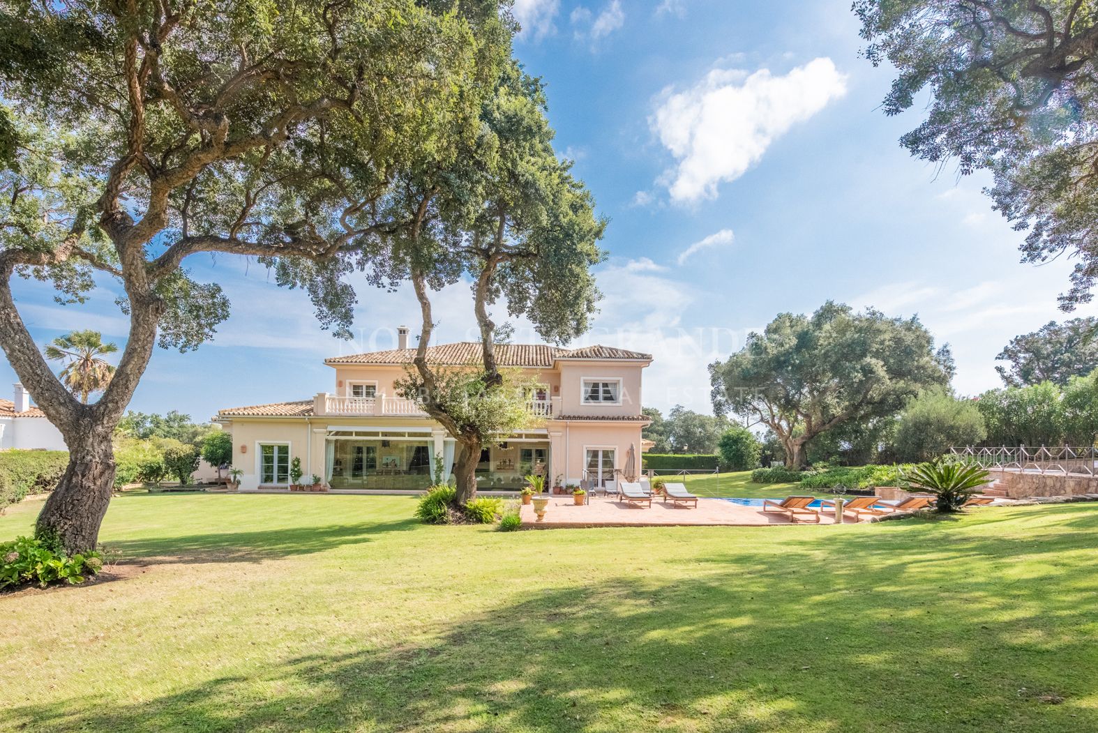 Villa for sale at San Roque Club Golf near Sotogrande
