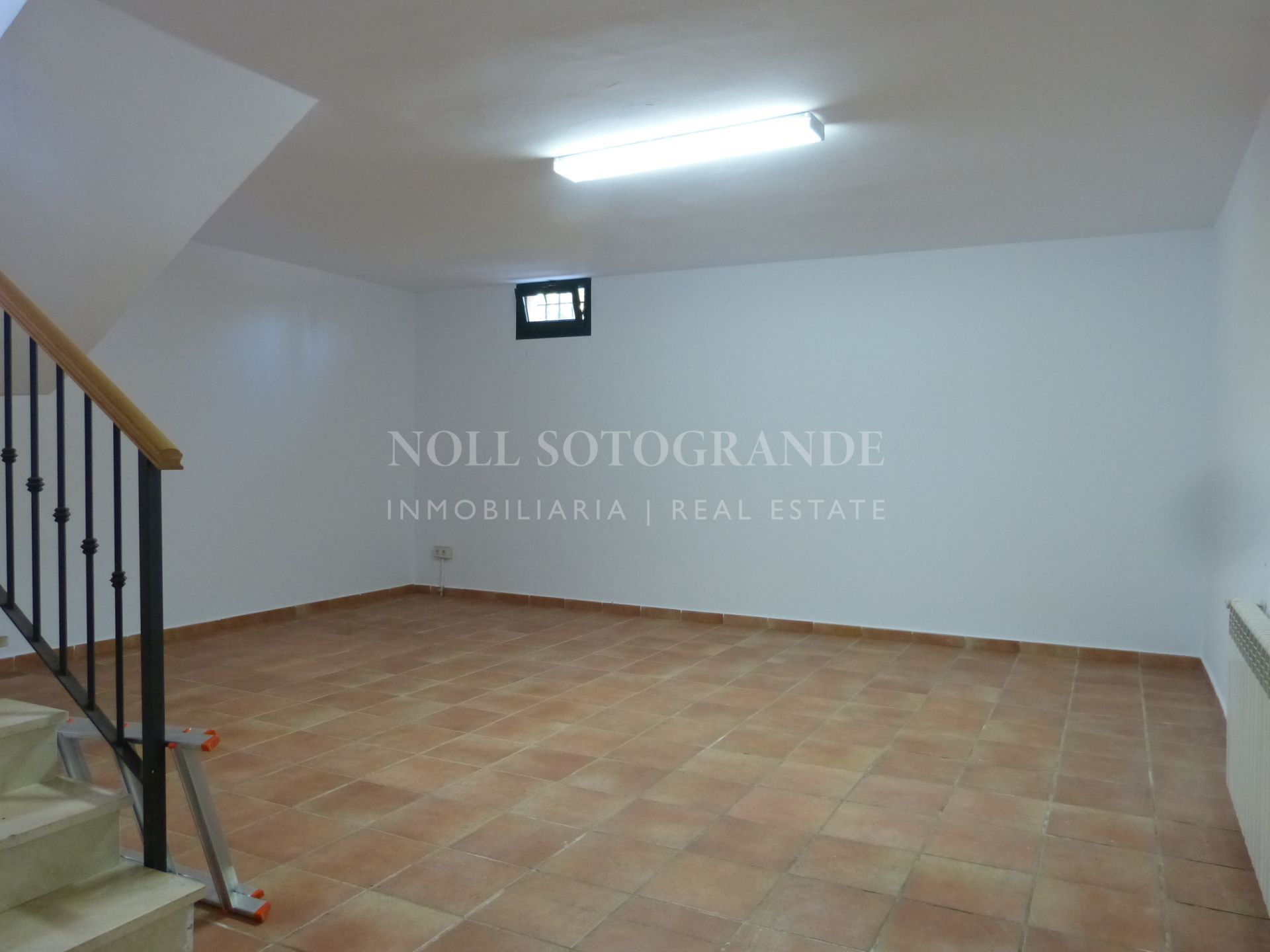 Unfurnished villa for rent in Sotogrande Alto