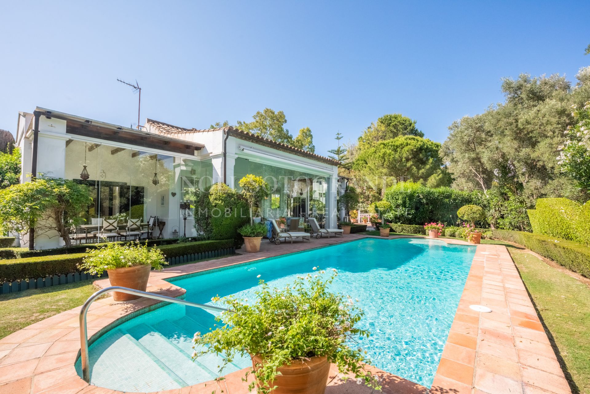 Impeccable traditional style Villa for sale in Sotogrande Alto