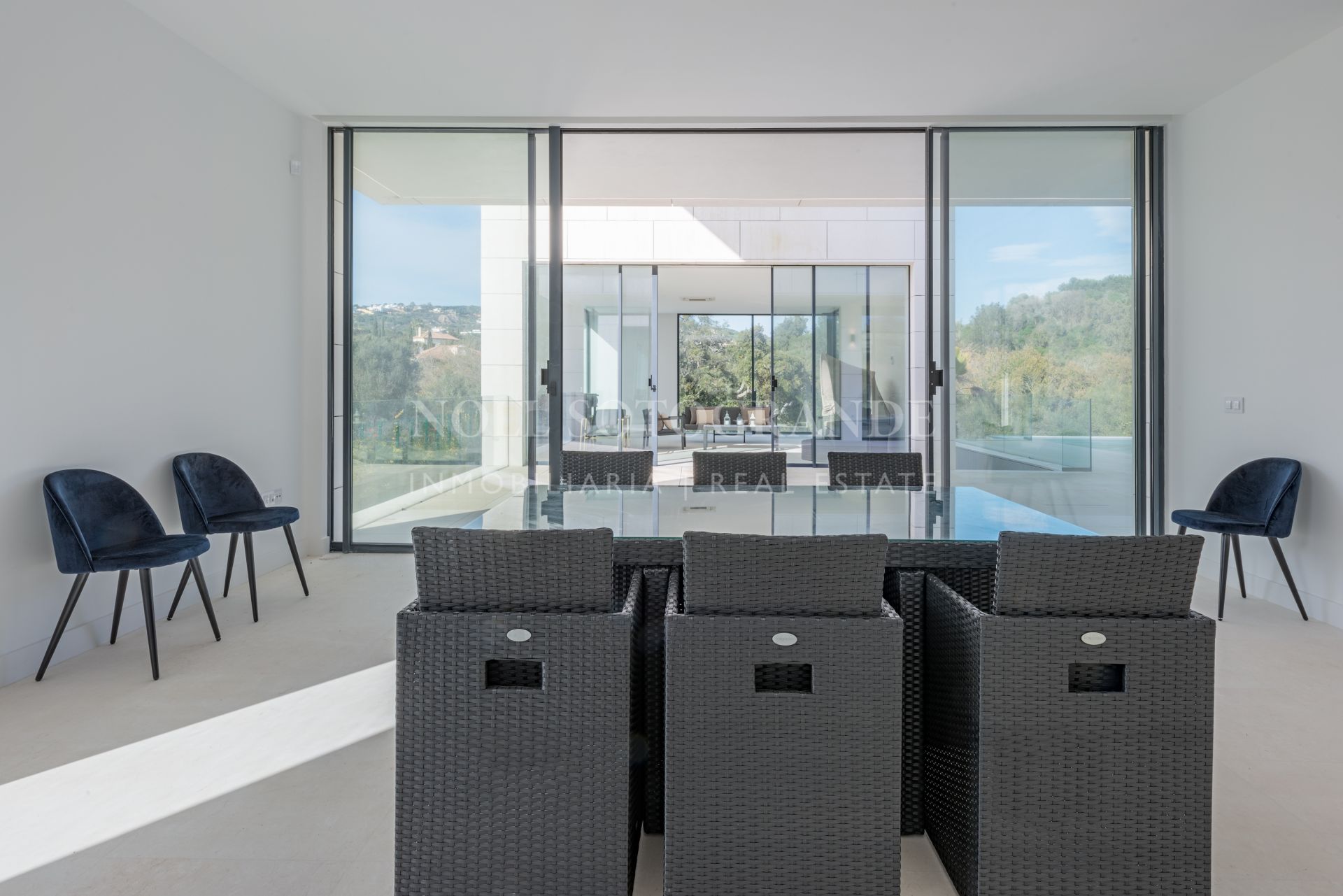 Contemporary new villa for sale Sotogrande Alto