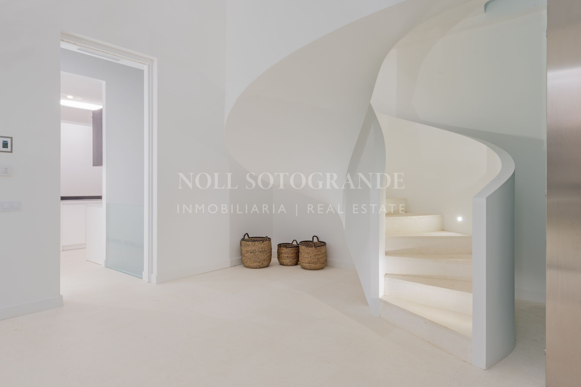 Contemporary new villa for sale Sotogrande Alto