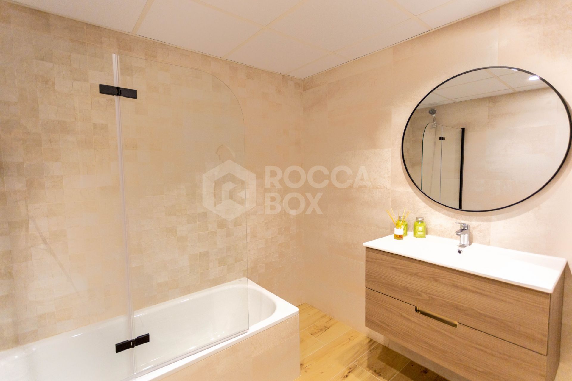 Key-ready 4-Bedroom Apartment in Albatros XV, Nueva Andalucia – Stunning Views