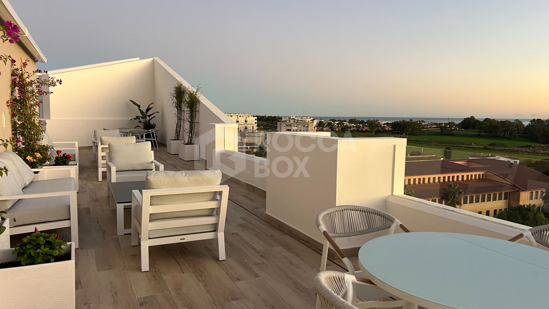 Key-ready 4-Bedroom Apartment in Albatros XV, Nueva Andalucia – Stunning Views