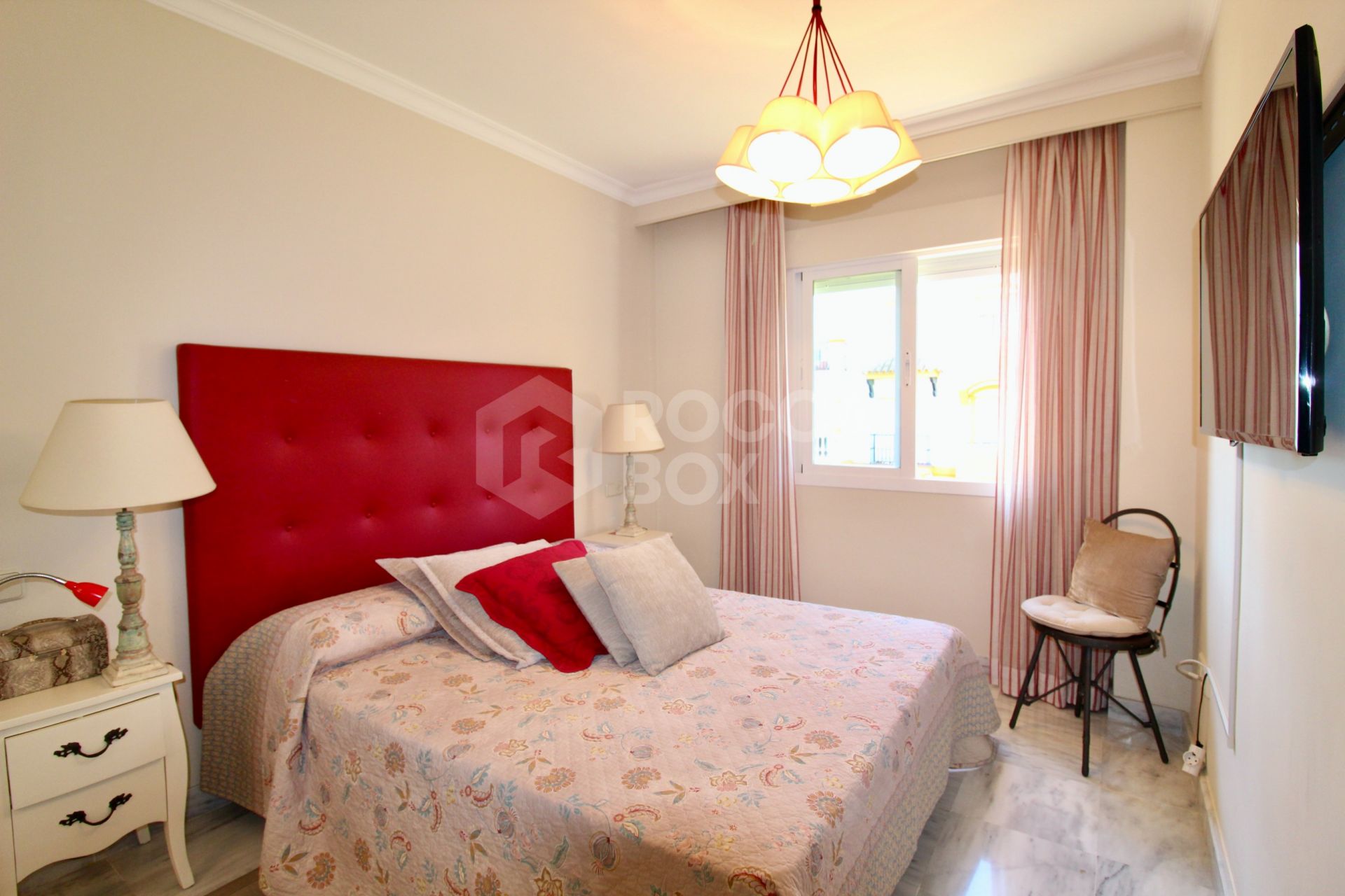 3-Bedroom Corner Apartment for Sale and Long-Term Rent in Nueva Andalucía, Marbella