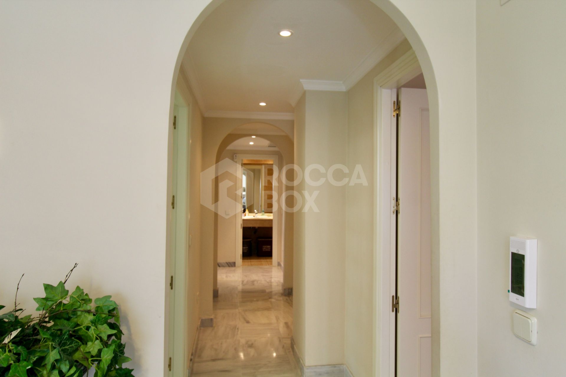 3-Bedroom Corner Apartment for Sale and Long-Term Rent in Nueva Andalucía, Marbella