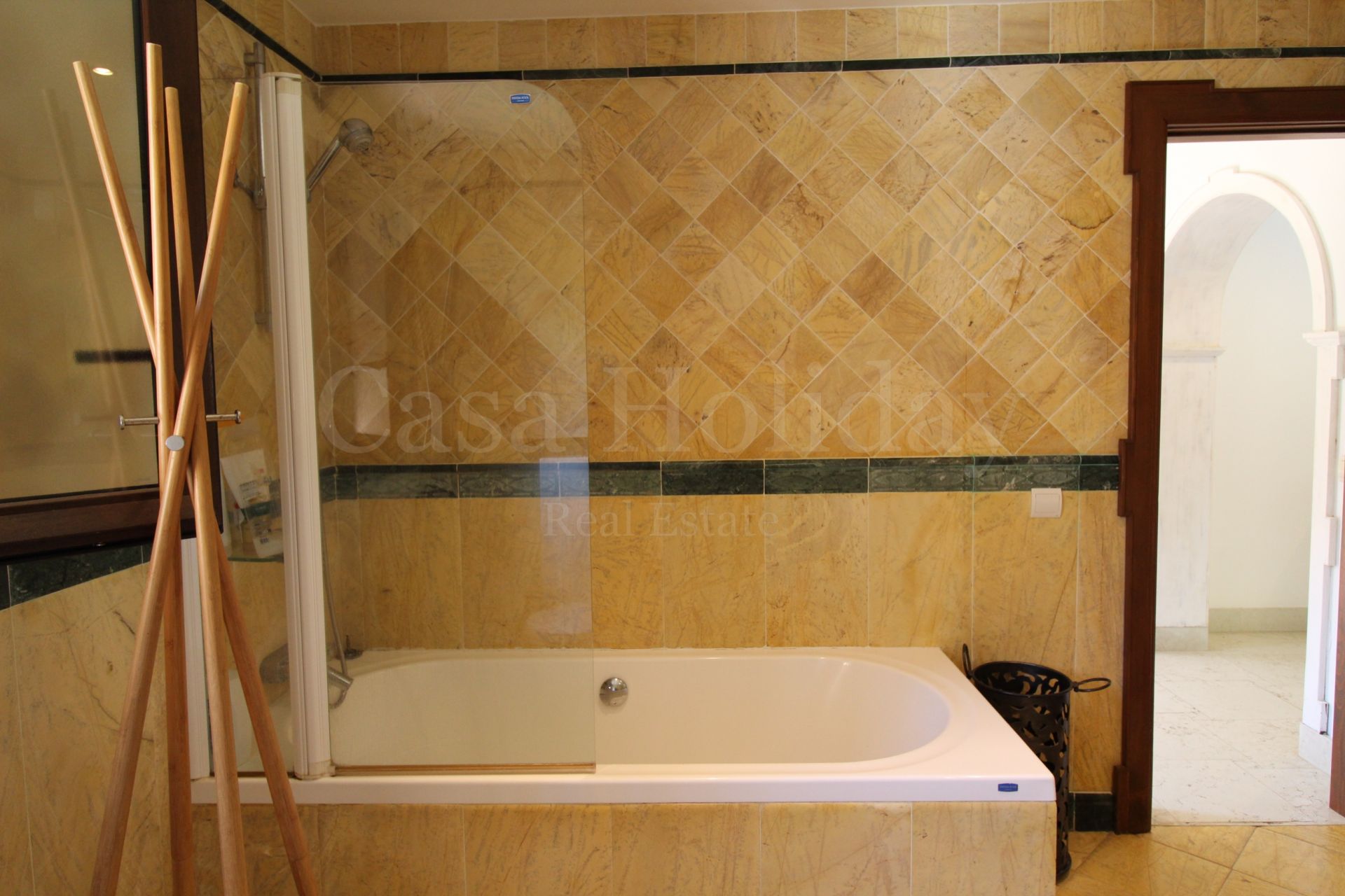 Villa en El Presidente, Estepona