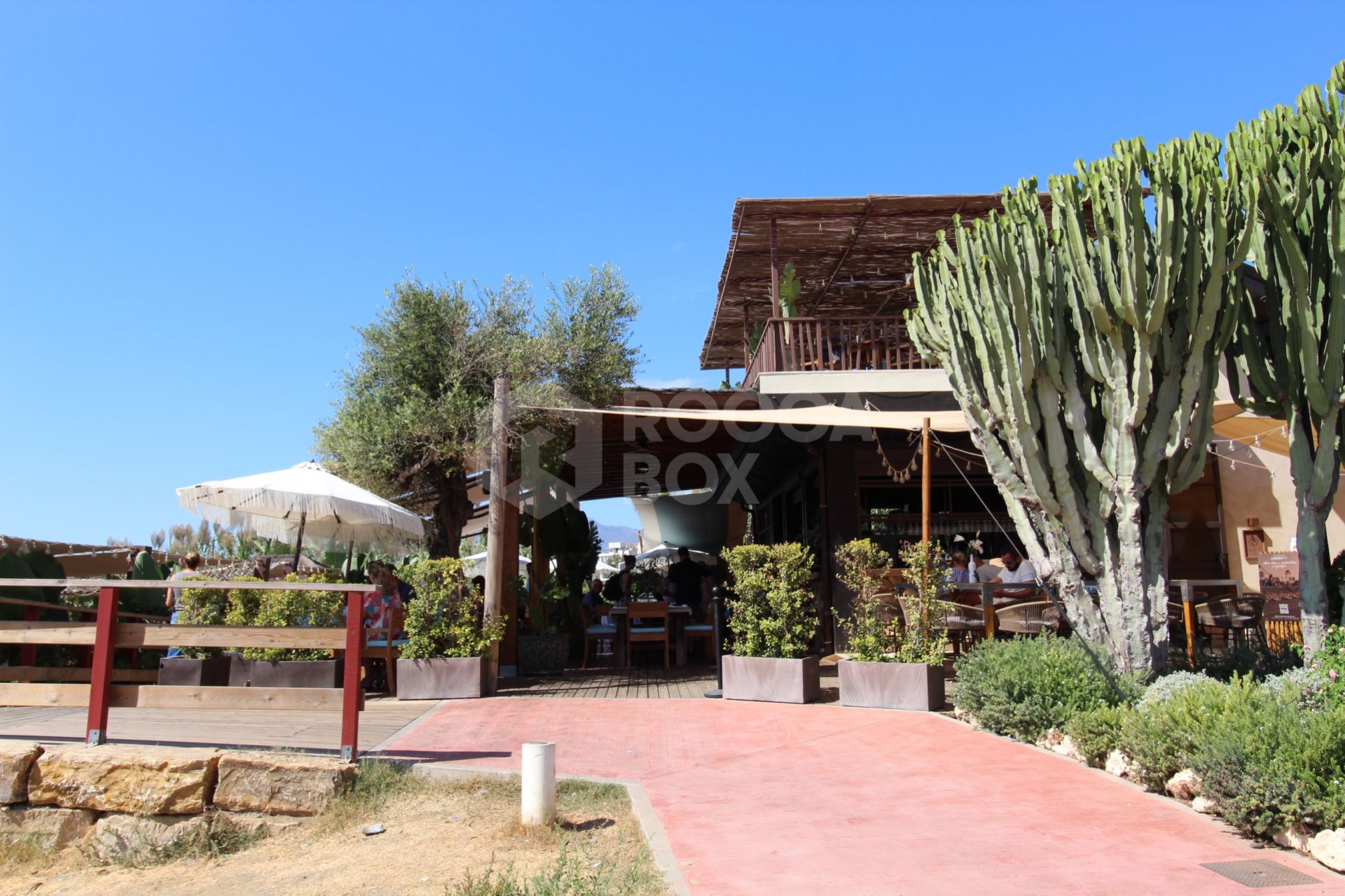 Beachside Mediterranean Villa for Sale in El Presidente, Marbella – Investment Opportunity