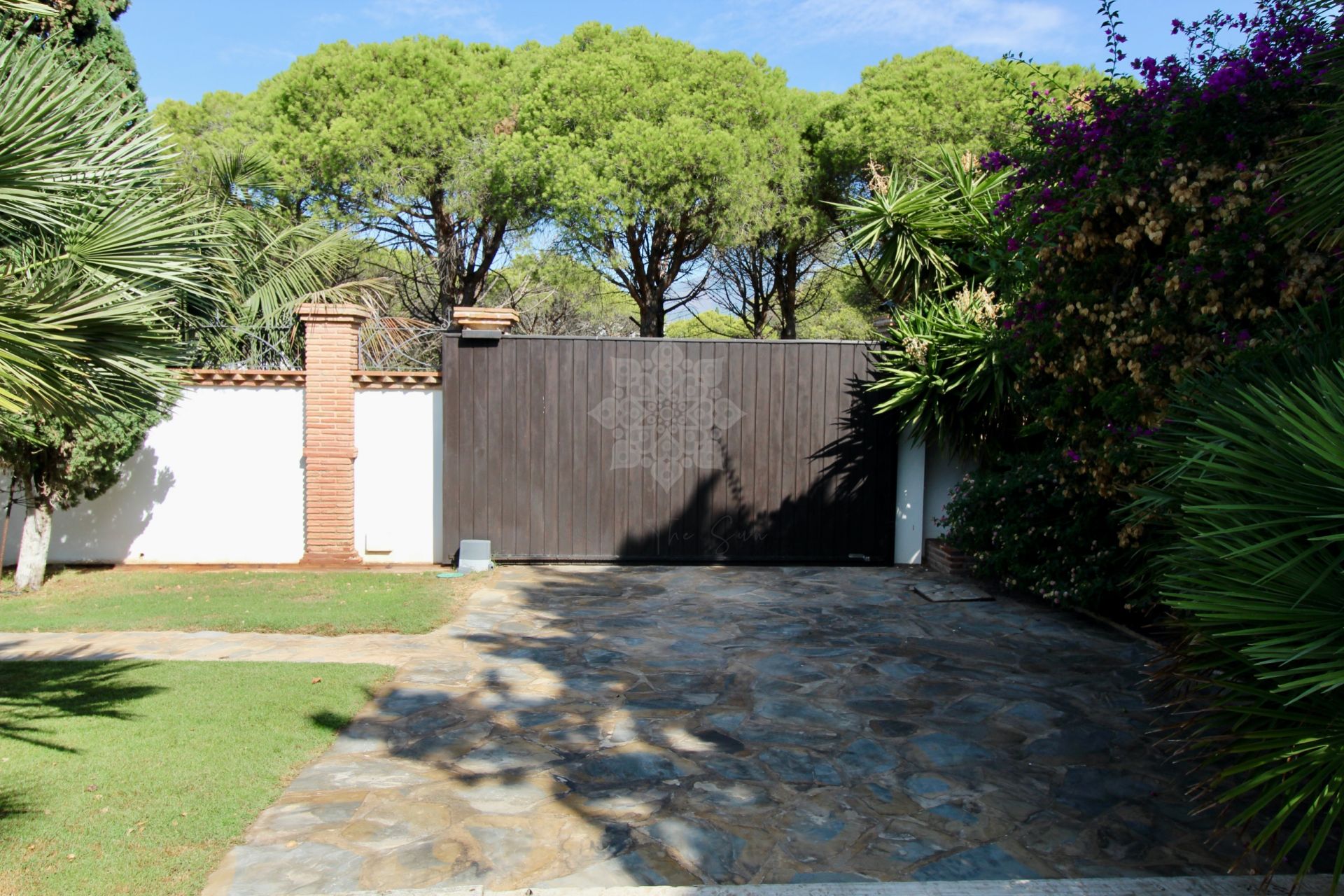 Villa in El Presidente, Estepona