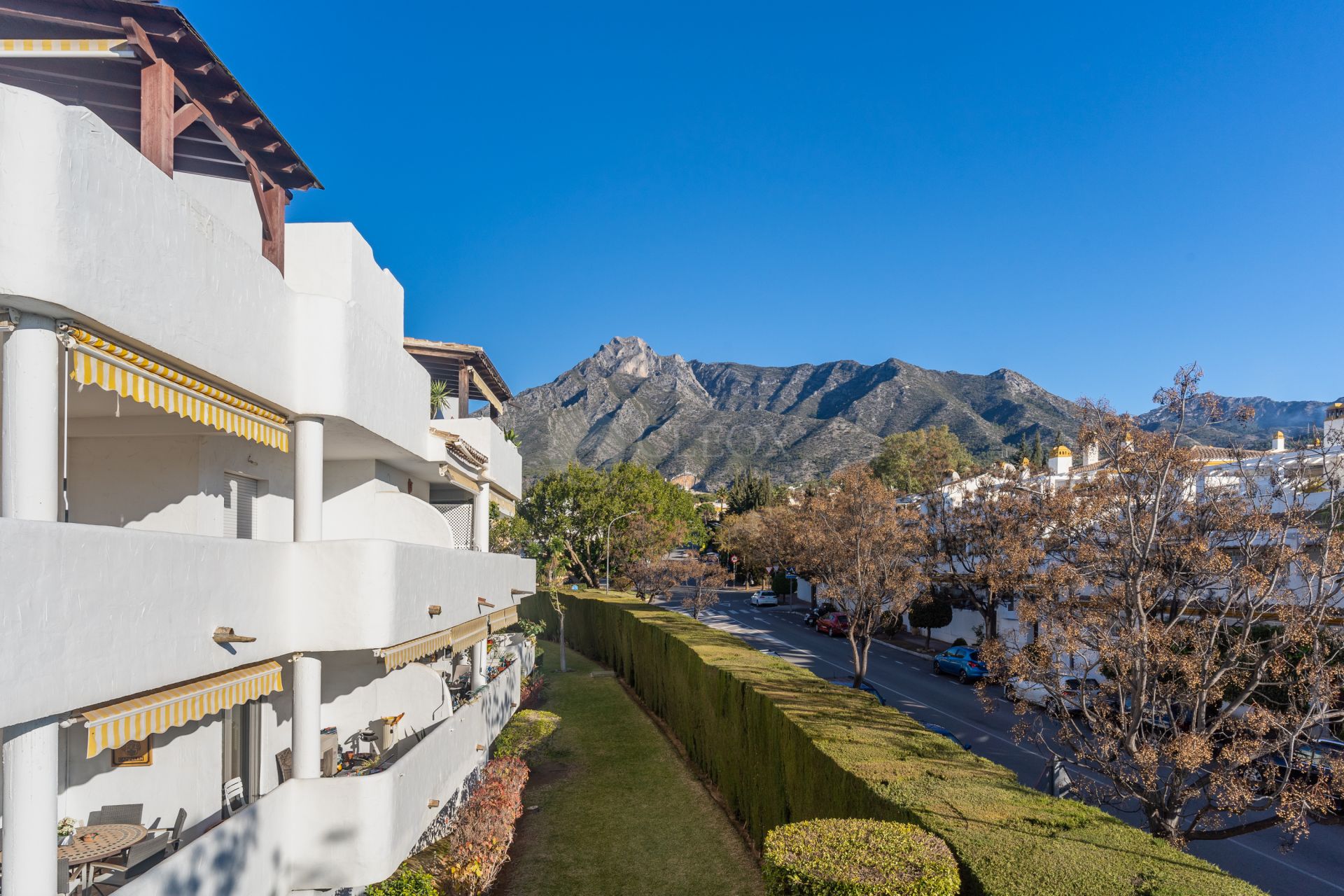 Properties for sale in Jardines de