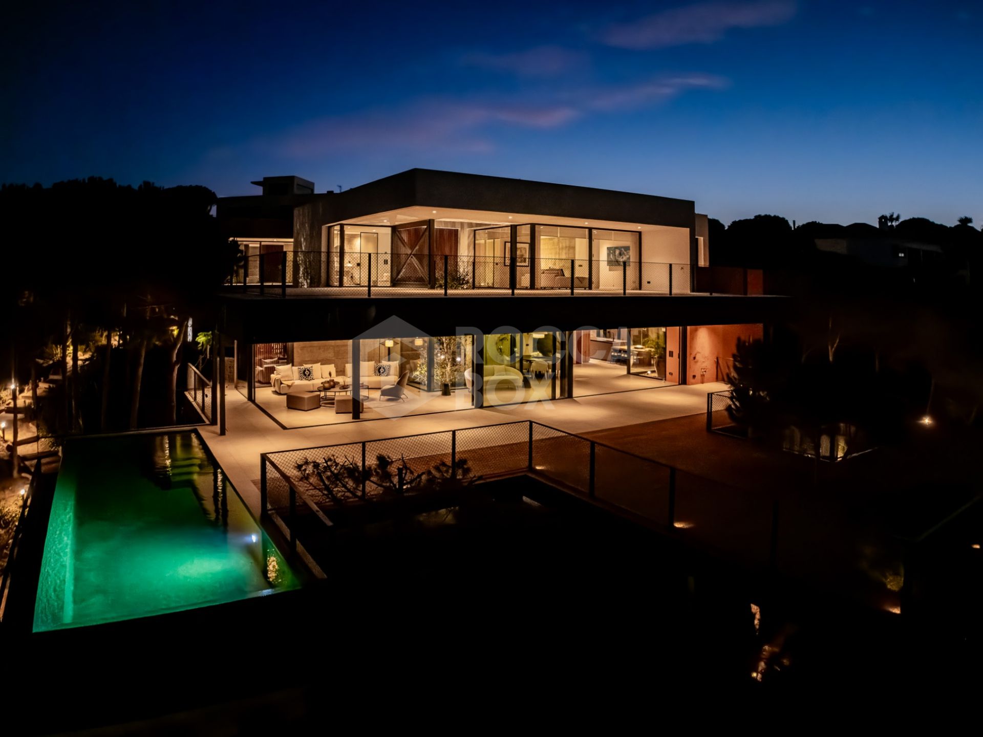 Villa Las Nubes: Award-Winning Architecture and Exclusive Living in Sotogrande