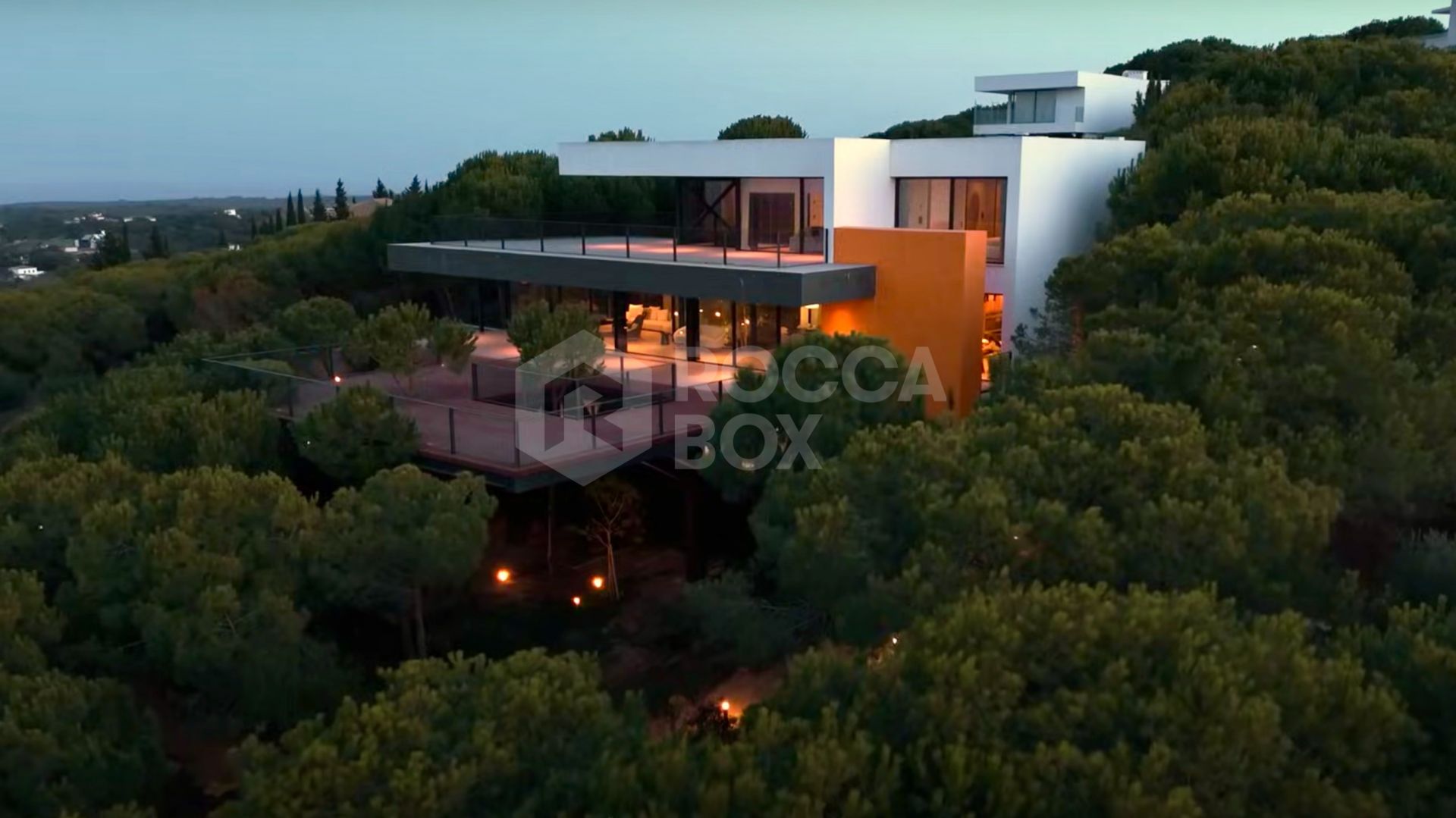 Villa Las Nubes: Award-Winning Architecture and Exclusive Living in Sotogrande