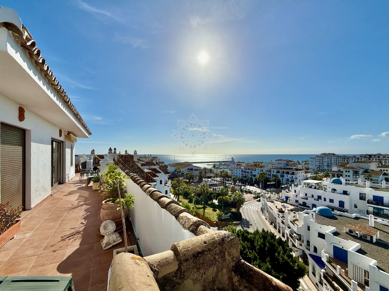 Penthouse in Marina Duquesa, Manilva