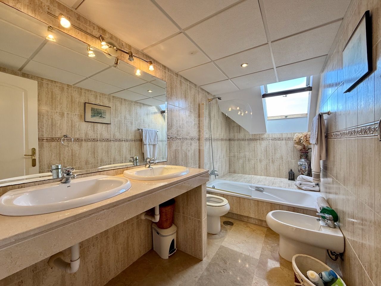 Penthouse in Marina Duquesa, Manilva