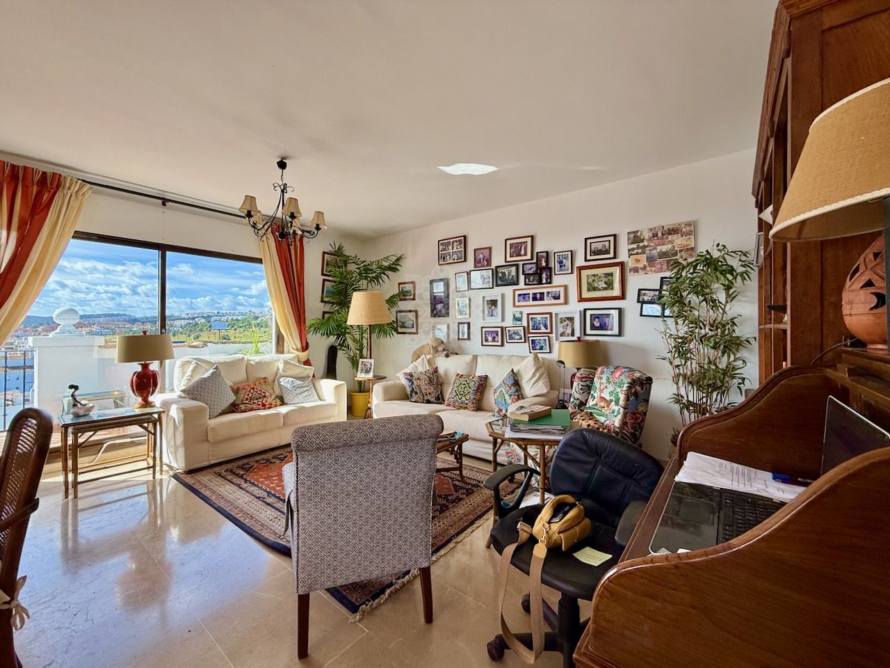 Penthouse in Marina Duquesa, Manilva