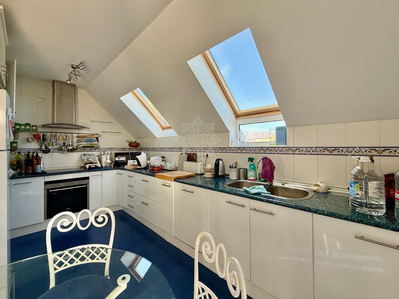 Penthouse in Marina Duquesa, Manilva