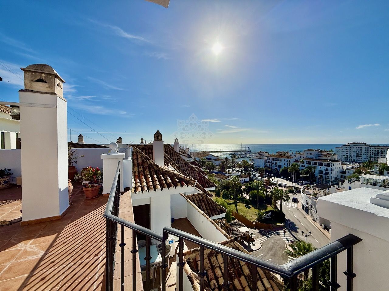 Penthouse in Marina Duquesa, Manilva