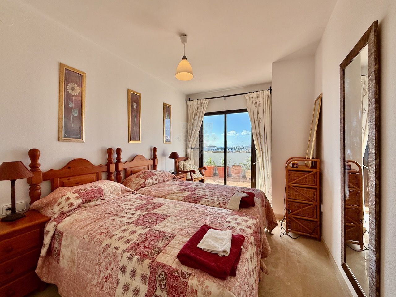 Penthouse in Marina Duquesa, Manilva