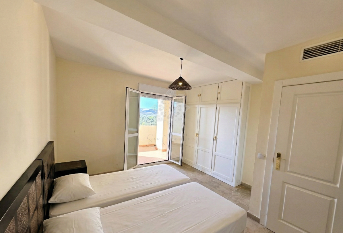 Duplex in La Duquesa, Manilva