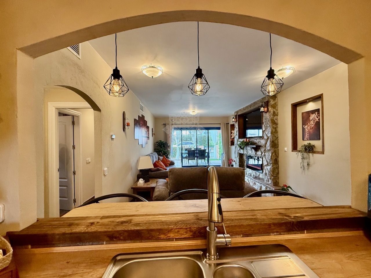 Ground Floor Apartment in Duquesa Suites, Manilva