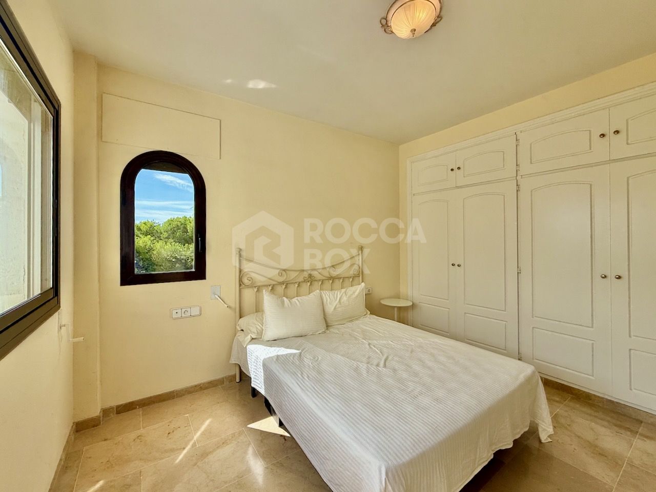 Apartment in Duquesa Golf close to the marina, Manilva