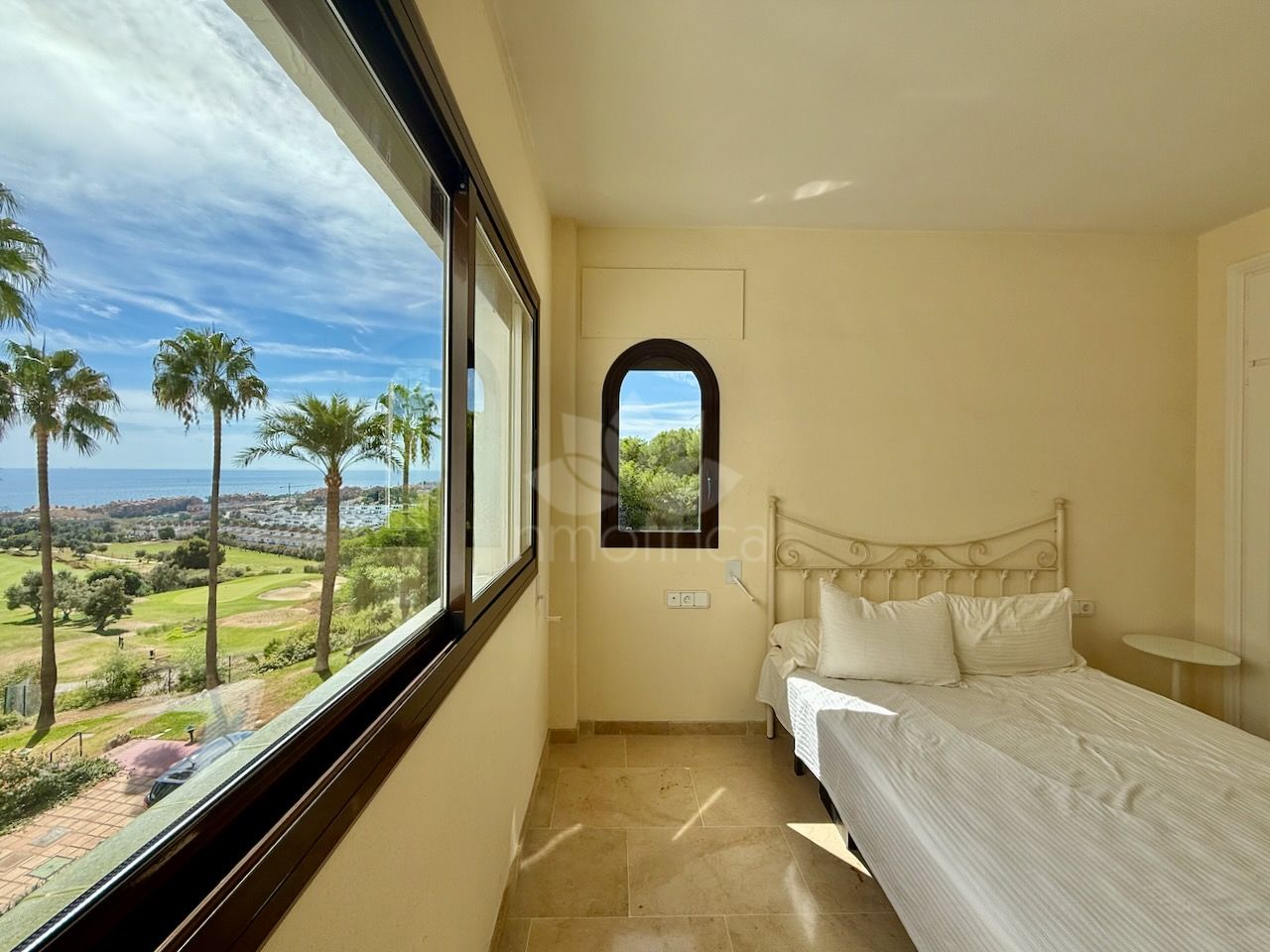 Apartment in La Duquesa, Manilva