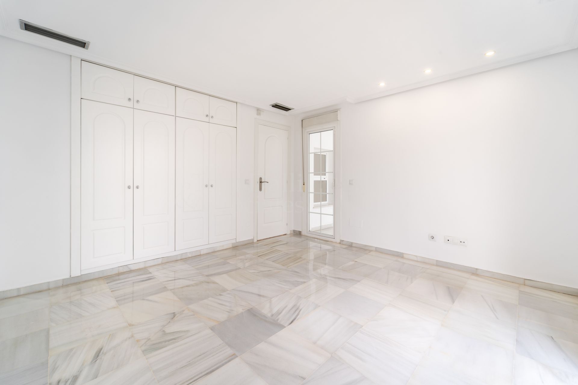 Town House in Arco Iris, Marbella