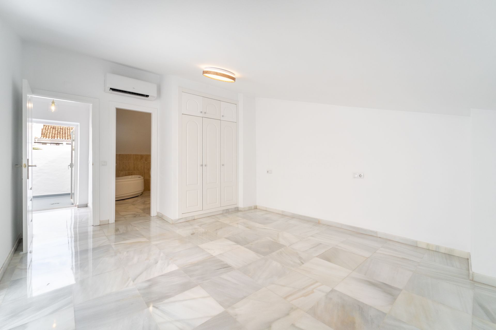 Town House in Arco Iris, Marbella