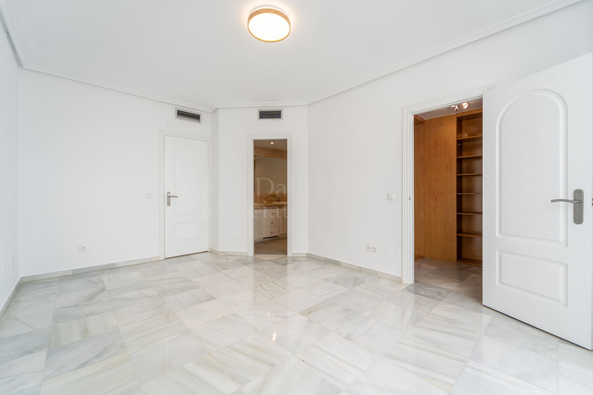 Town House in Arco Iris, Marbella