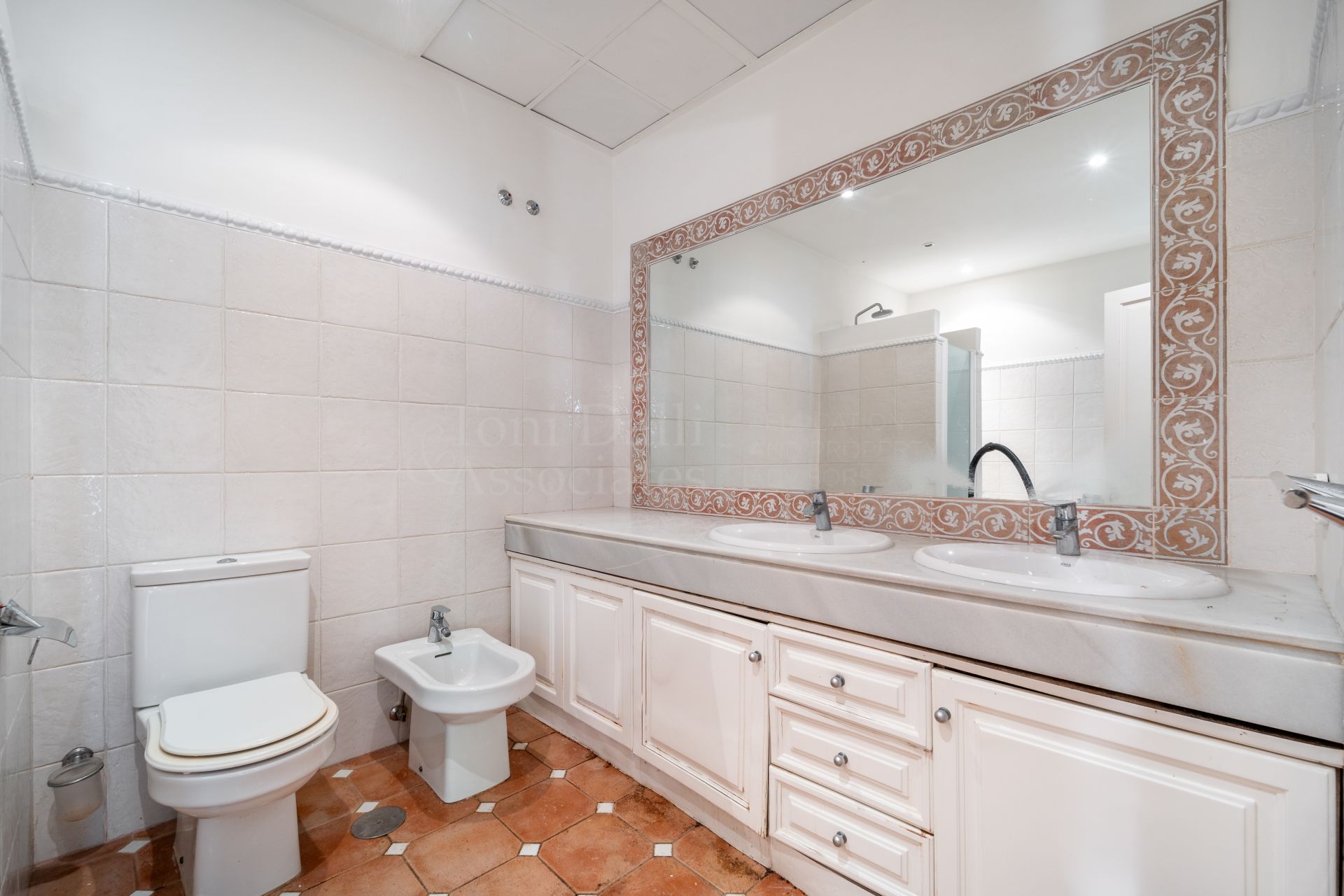 Villa in El Madroñal, Benahavis