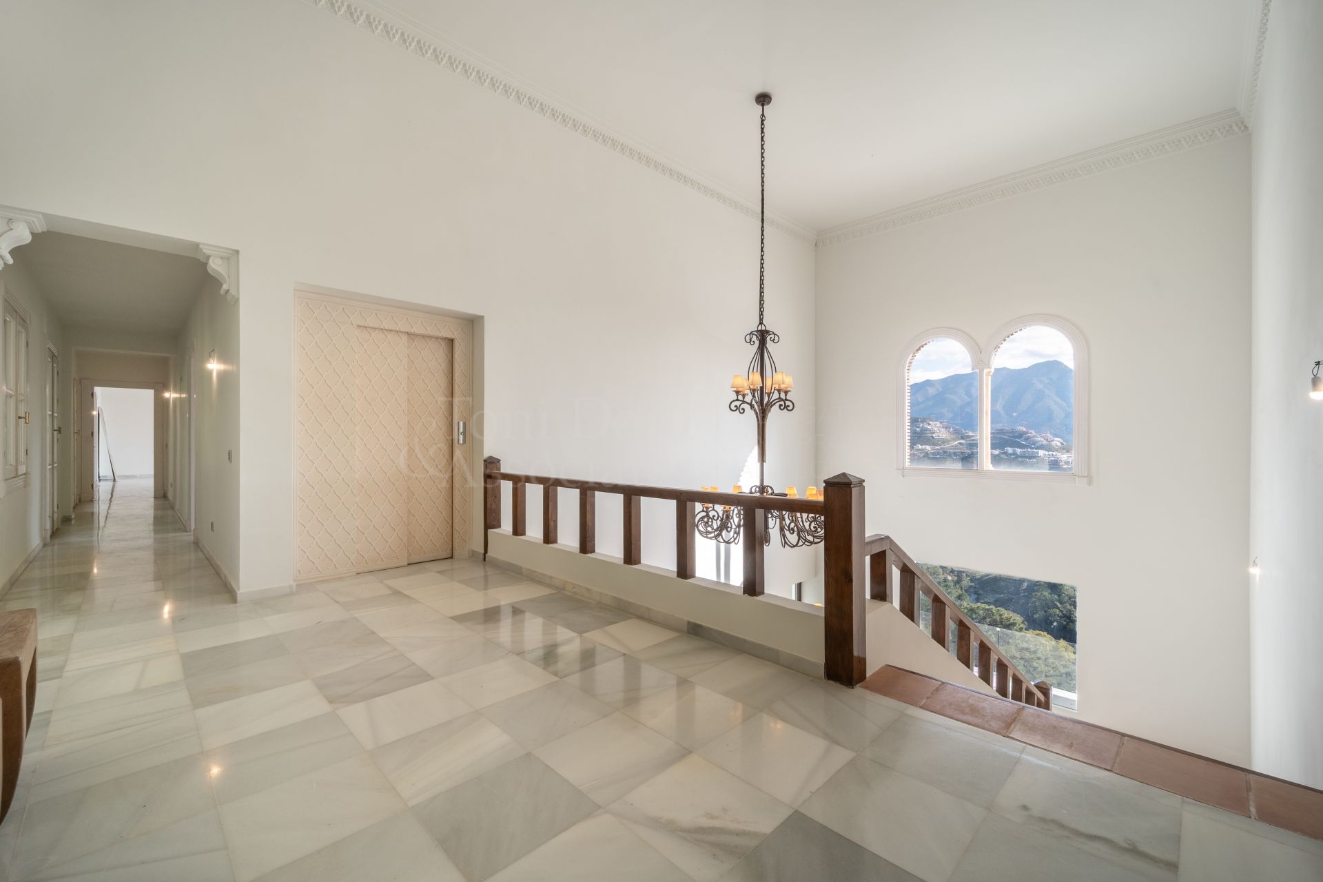 Villa in El Madroñal, Benahavis