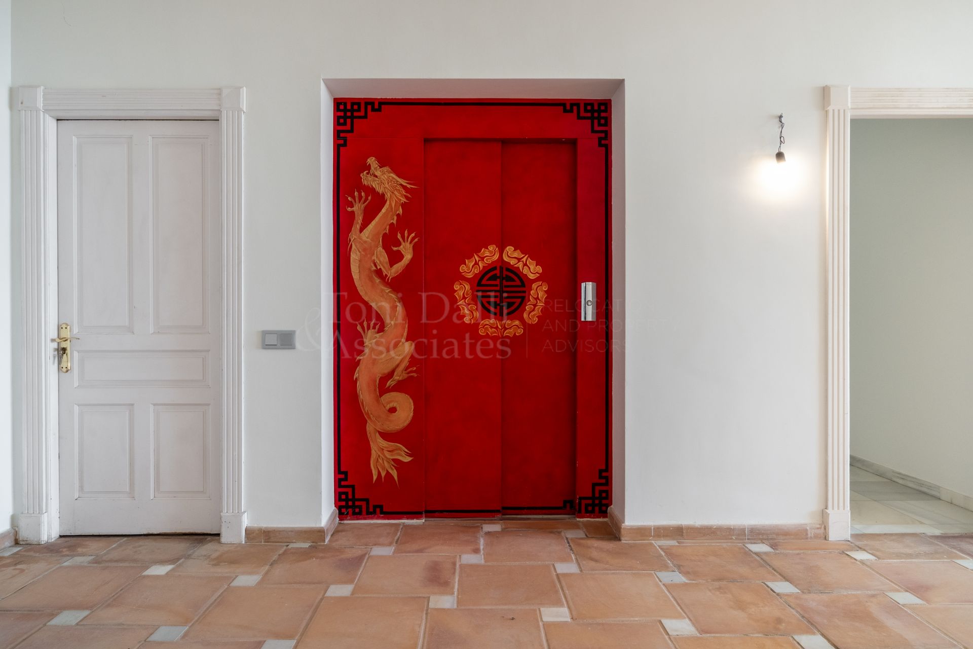 Villa in El Madroñal, Benahavis