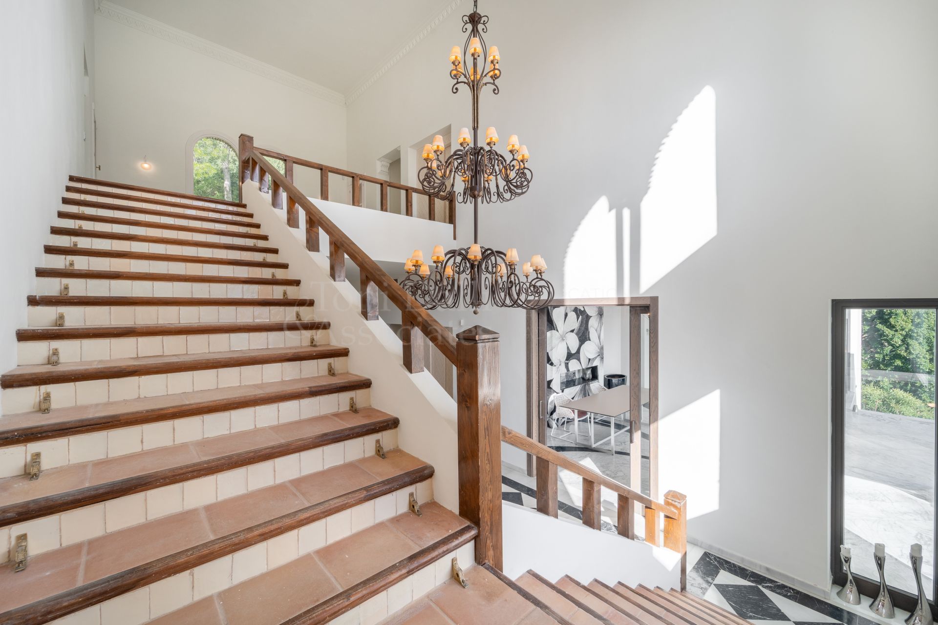 Villa in El Madroñal, Benahavis