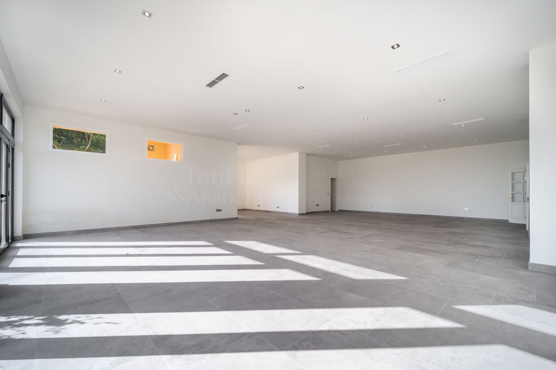 Villa in El Madroñal, Benahavis