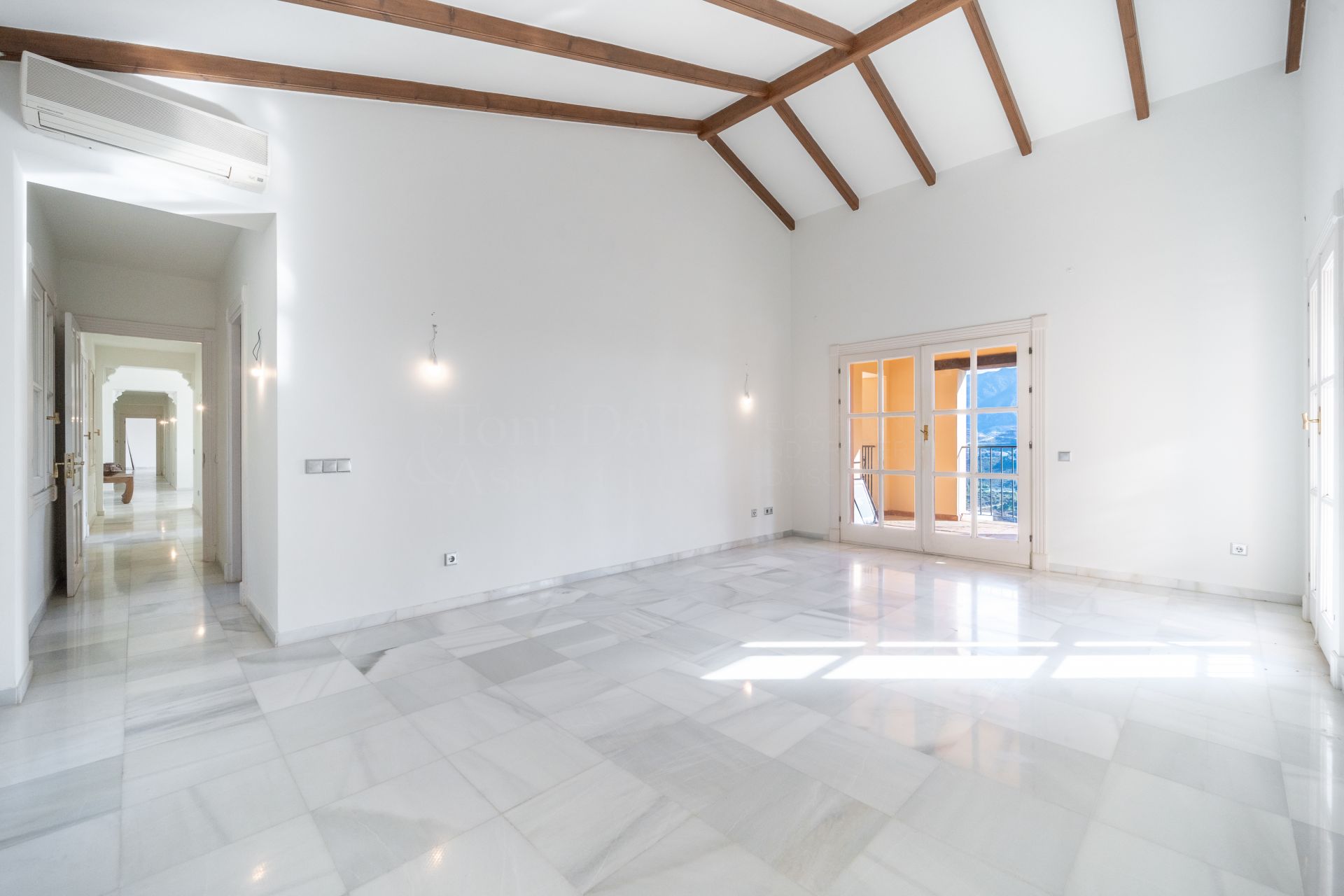 Villa in El Madroñal, Benahavis