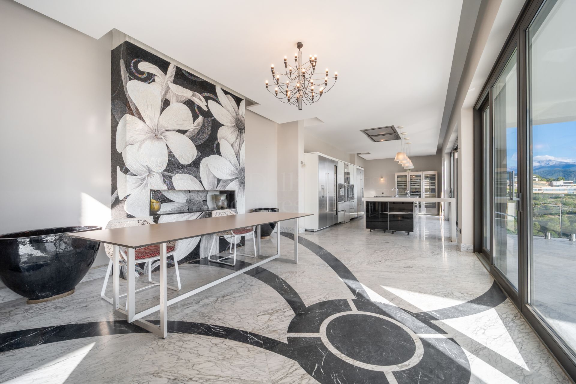 Villa in El Madroñal, Benahavis