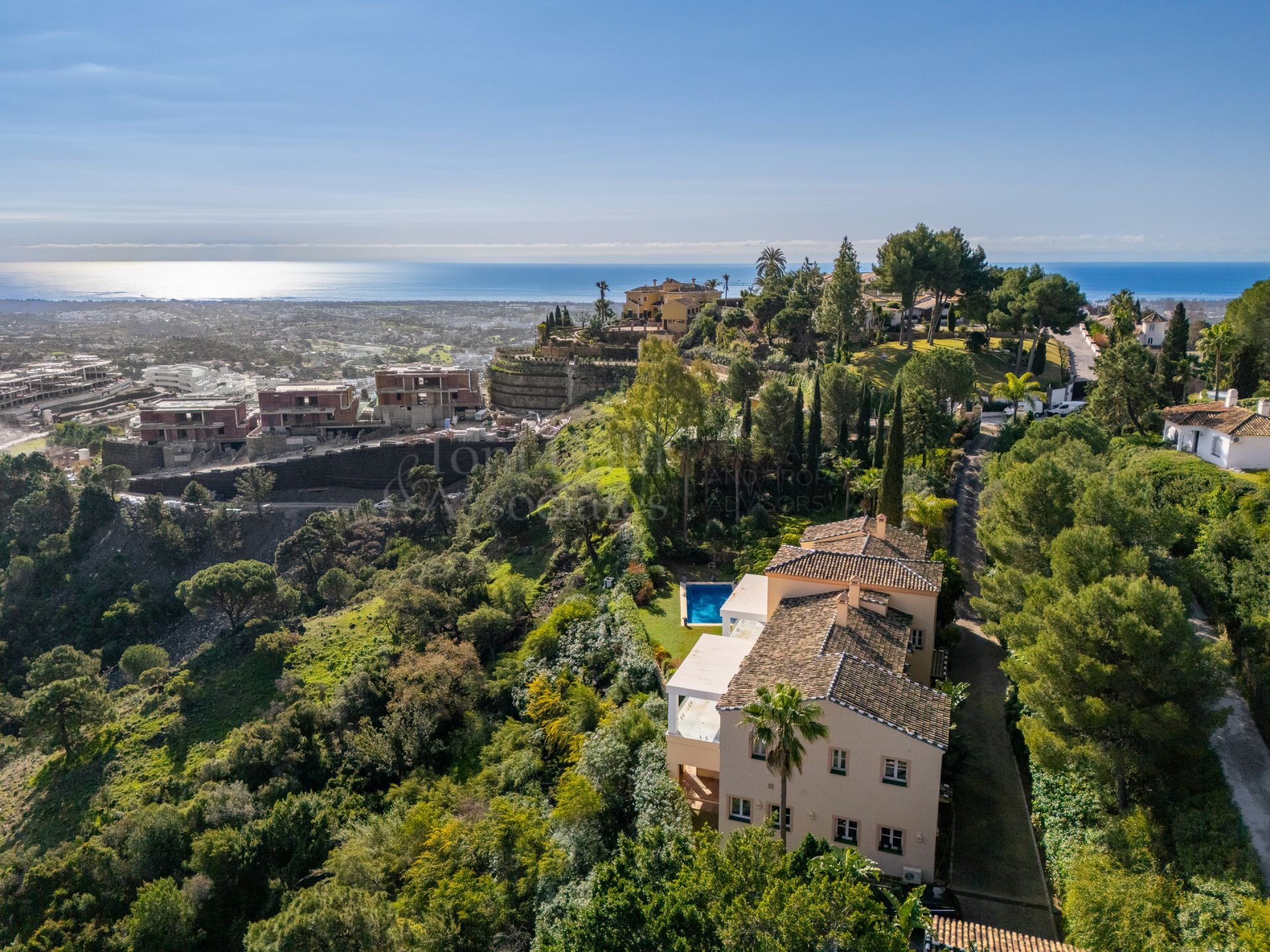 Villa in El Madroñal, Benahavis