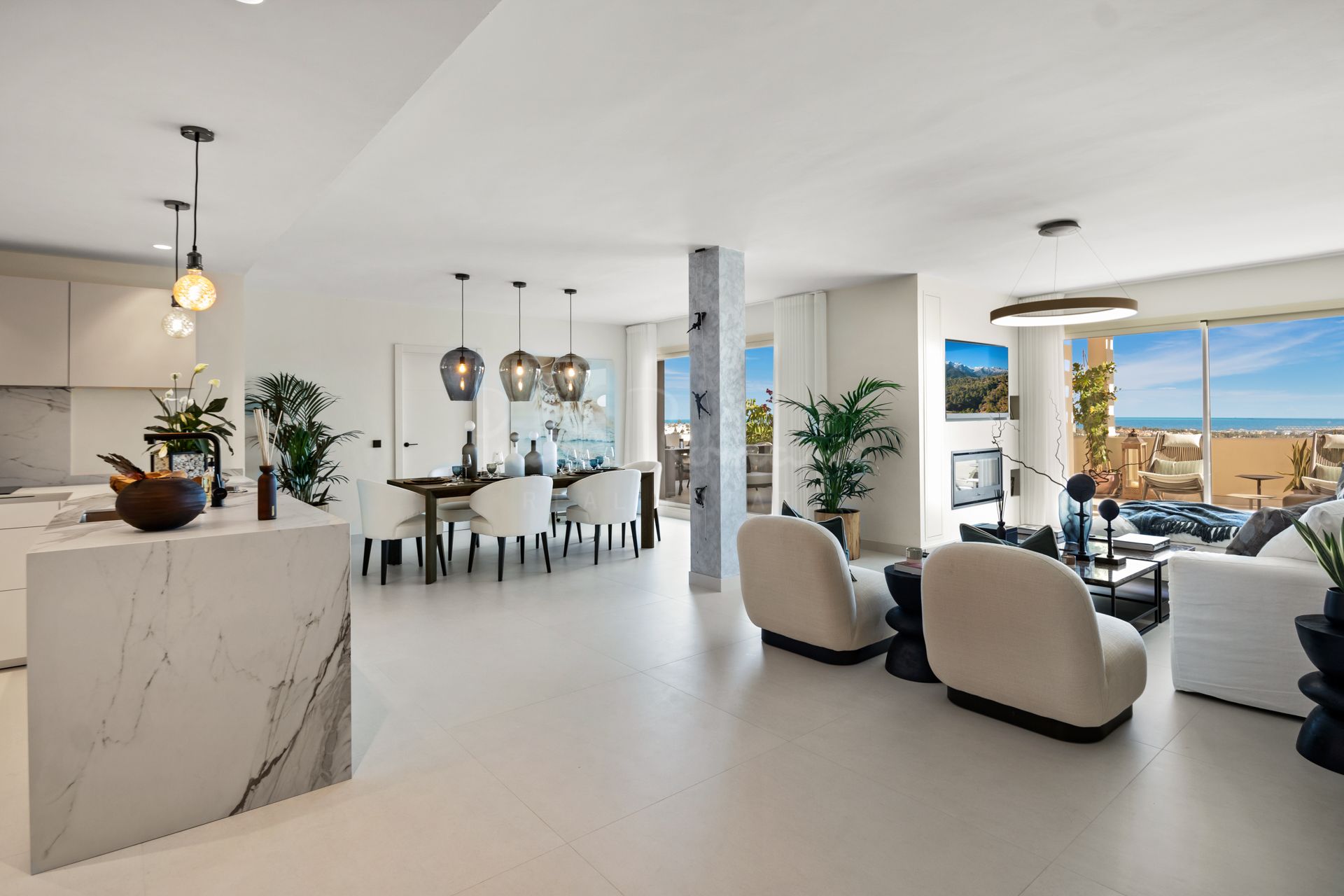 Duplex Penthouse in Palacetes Los Belvederes, Marbella