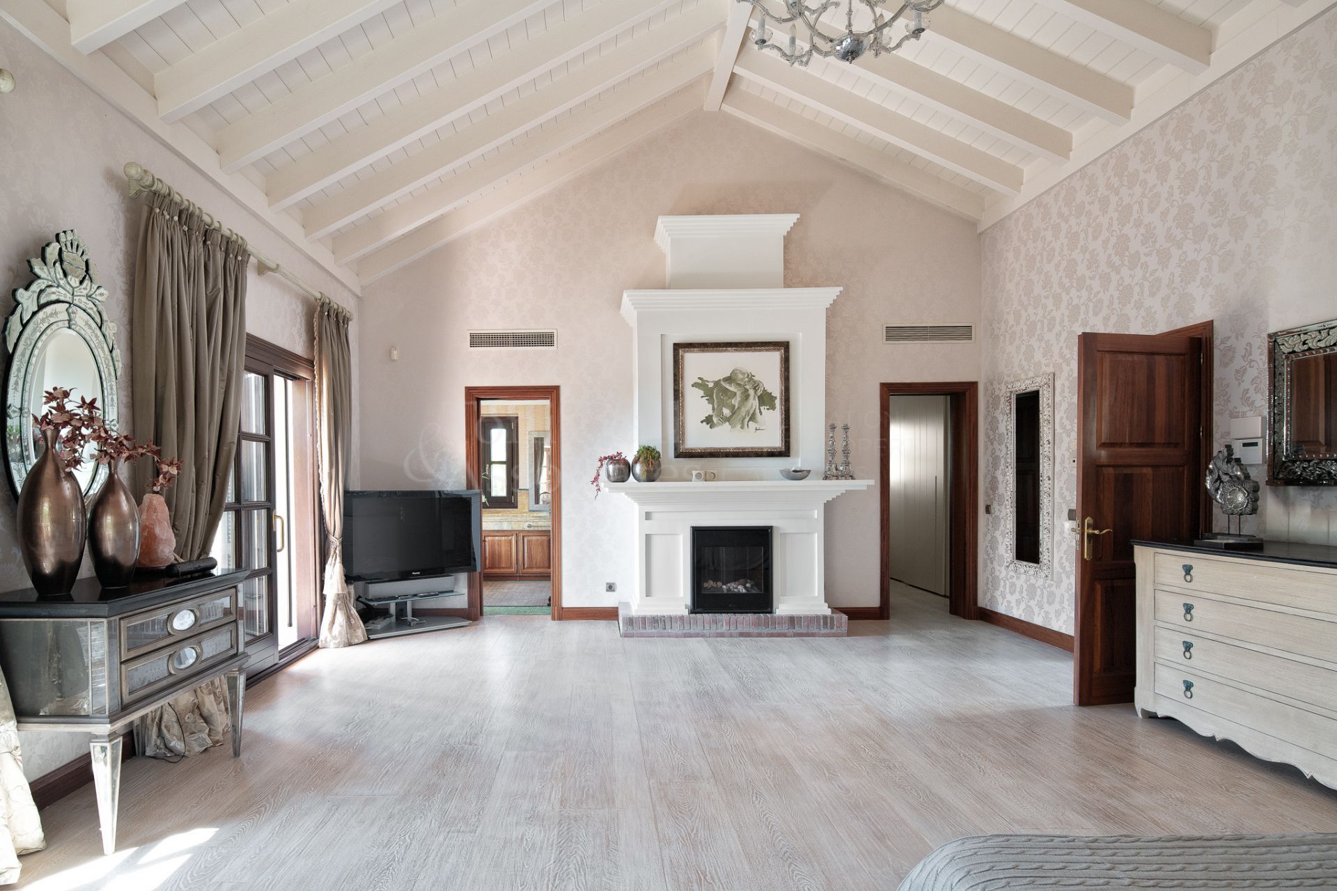 Villa in Balcones de Sierra Blanca, Marbella