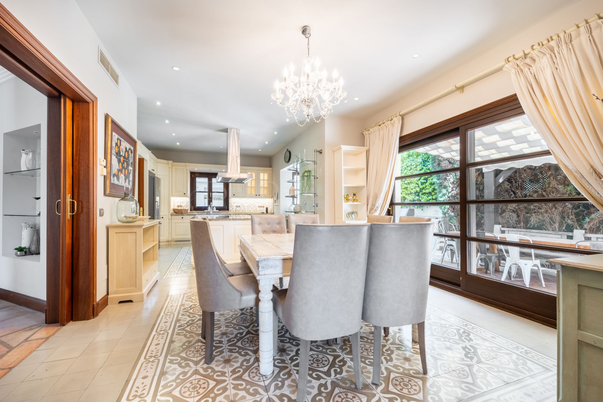 Villa in Balcones de Sierra Blanca, Marbella