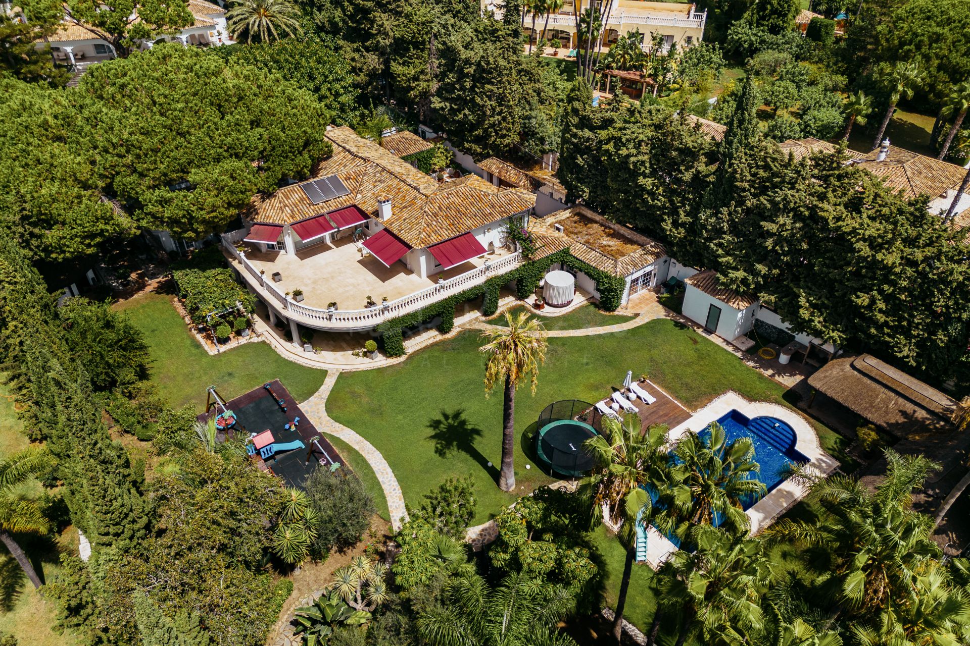 Villa in Rocio de Nagüeles, Marbella