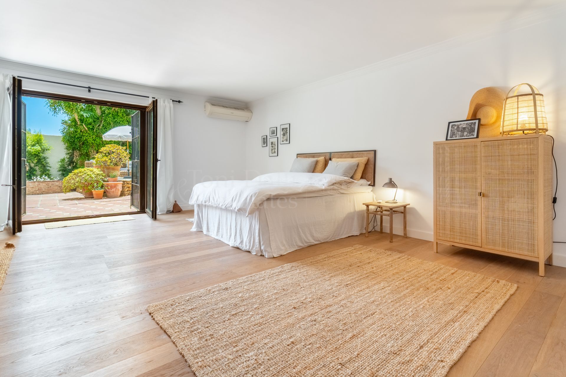 Semi Detached Villa in Marbella Hill Club, Marbella