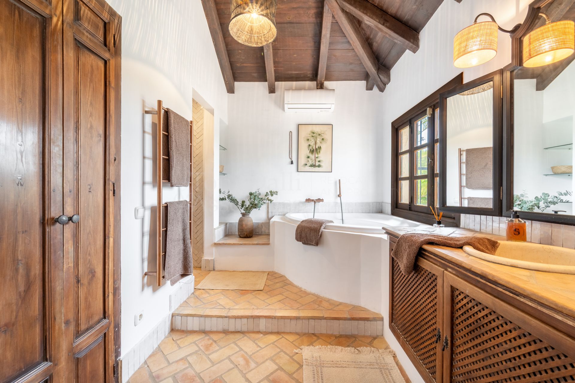 Semi Detached Villa in Marbella Hill Club, Marbella