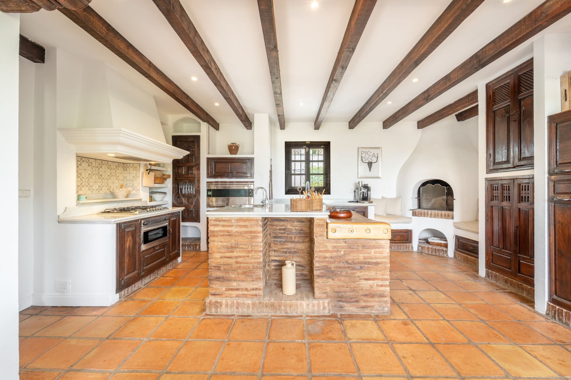 Semi Detached Villa in Marbella Hill Club, Marbella