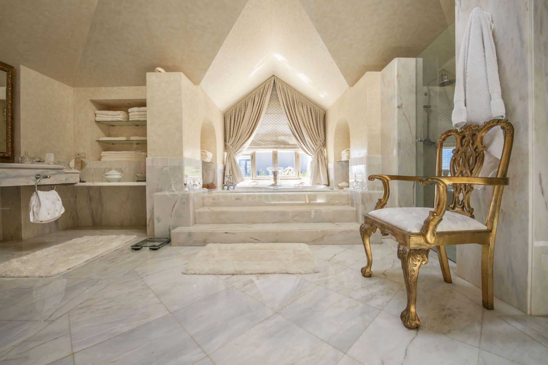 Villa in Sierra Blanca, Marbella