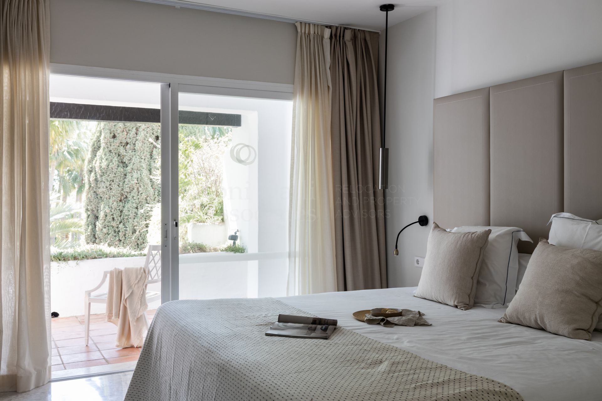 Duplex Penthouse in Marina Puente Romano, Marbella